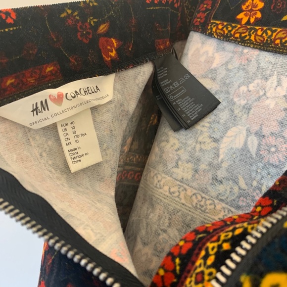 Velvet Mini Skirt - Picture 5 of 5